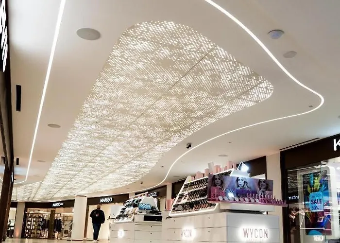 Mercury Tower Elena K 24th Panoramic View דירה